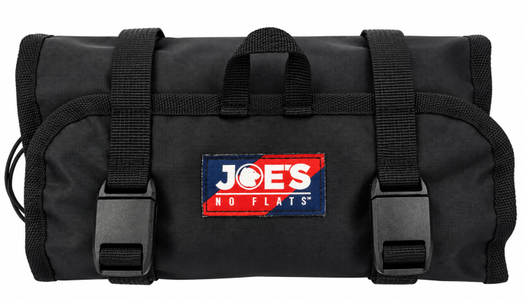 פאוץ׳ כלים לרוכב אופניים JOE'S Rider Essentials בצבע שחור